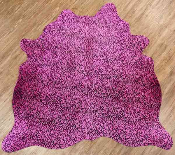Bedrucktes Kuhfell, Tierdruck in rosa/schwarz, Größe 2,08 qm, Draufsicht