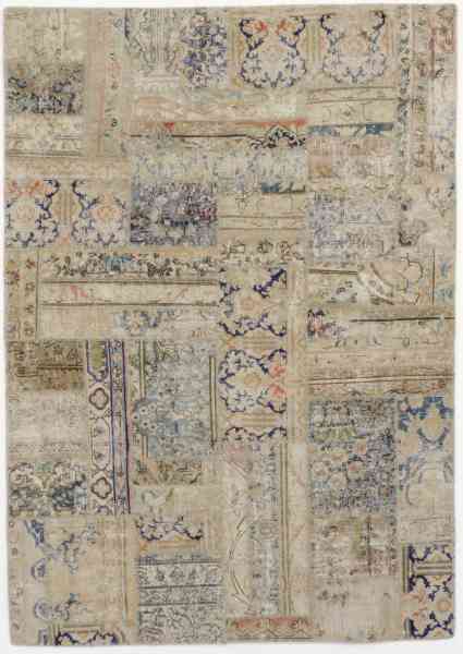 Feiner Patchworkteppich aus alten persischen Teppichen konfektioniert, pastellige Farben, Draufsicht