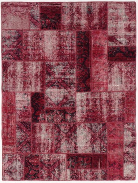 Patchworkteppich rot  im UsedLook, aus alten persischen Teppichen, neu überfärbt, Draufsicht