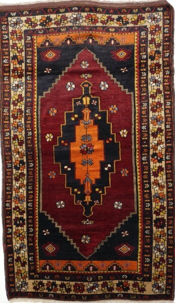 Türkischer Nomadenteppich Yürük, reine Schurwolle, 120 x205 cm, Draufsicht